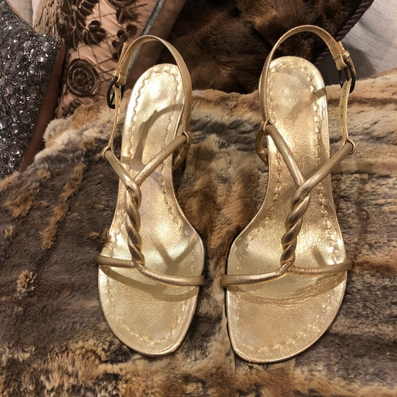 twisted t strap sandals